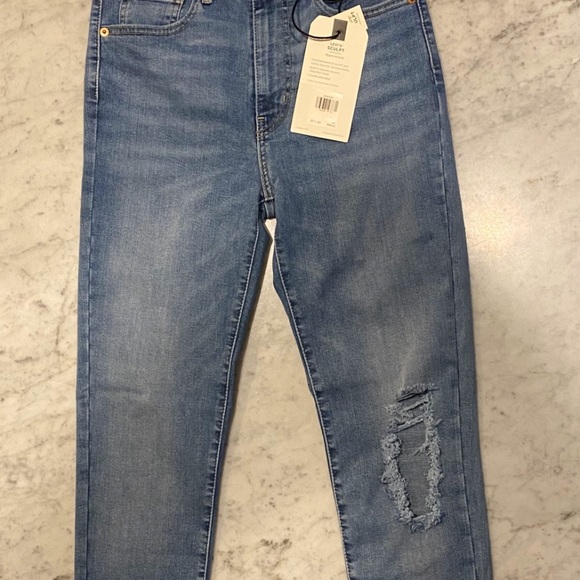 SOLD - Picture 5 of 7